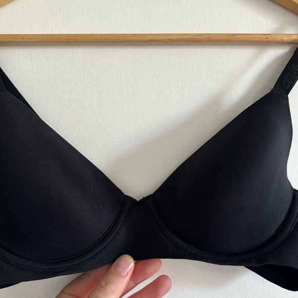 Aerie Black Real Free Full Coverage Comfortable Classic Neutral Bra size 32B EUC - Picture 2 of 6
